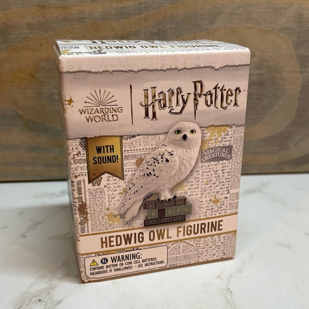 Harry Potter Wizarding World: Hedwig Owl Mini Figurine